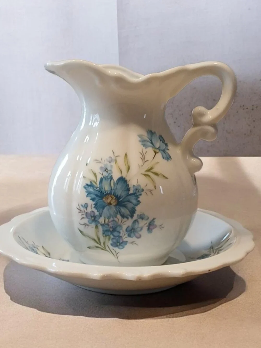 Vintage Inarco Japan E-4542 Small Porcelain Pitcher and Bowl Set